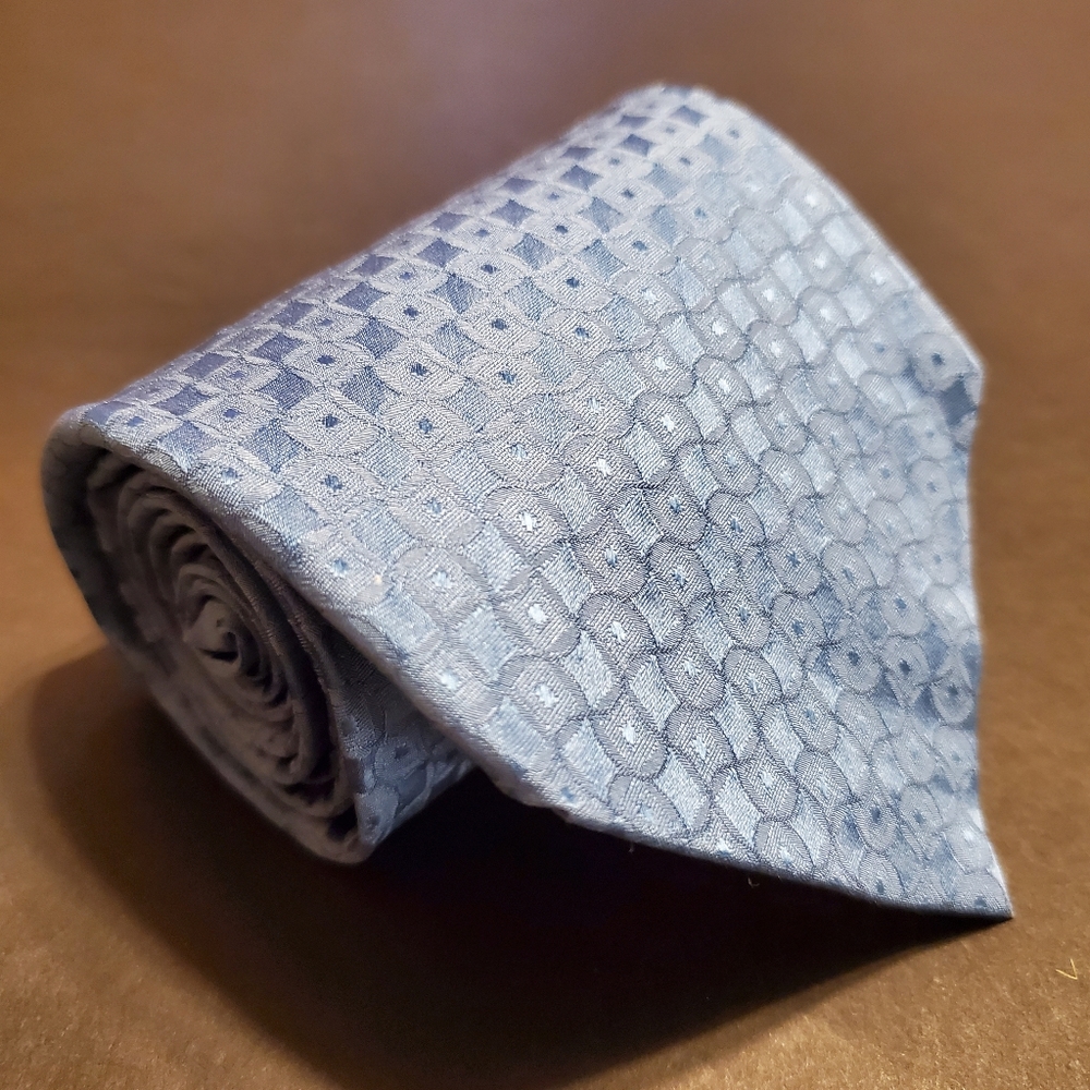 King Size Blue Geometric silk tie